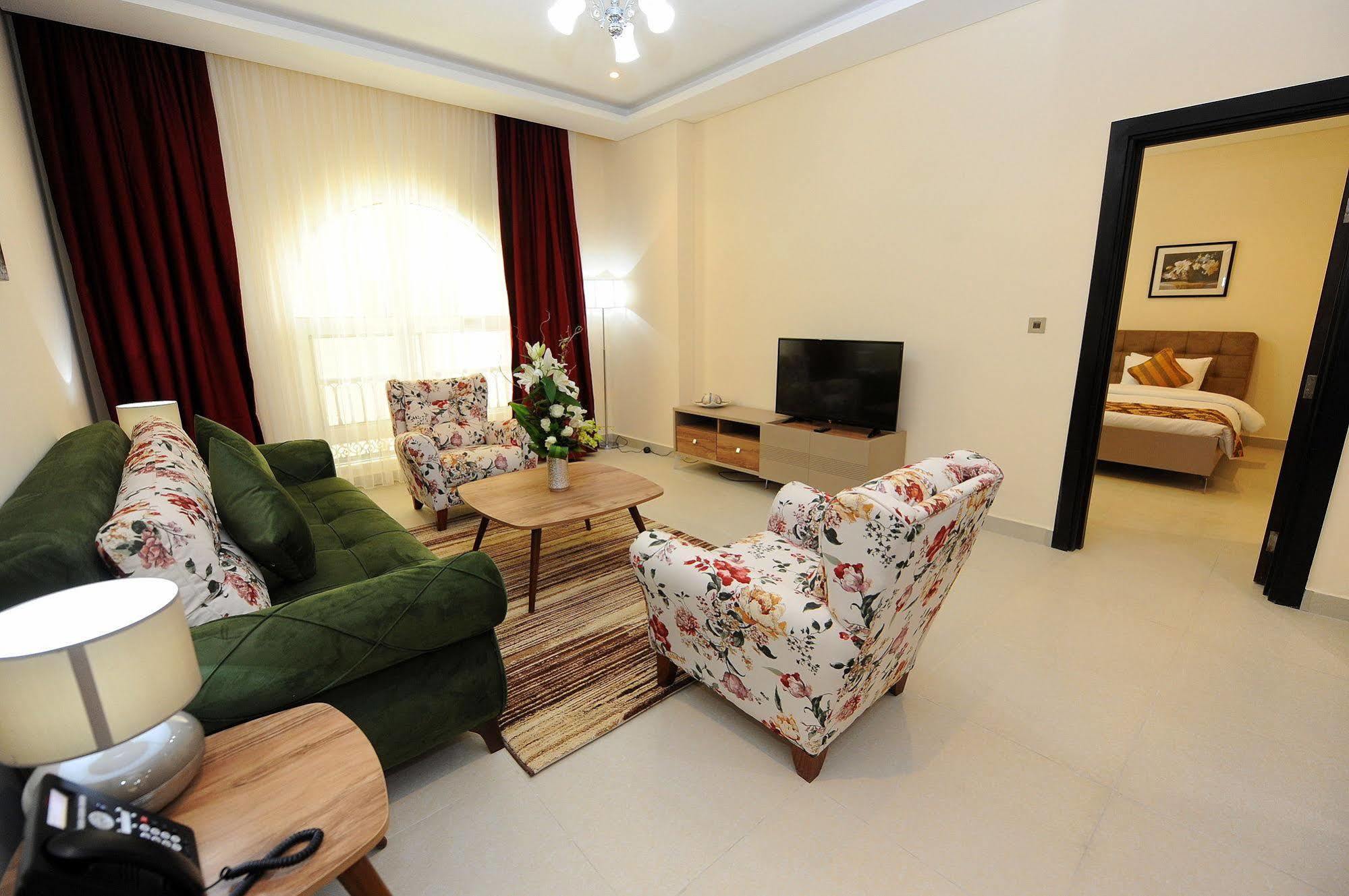 Al Mansour Park Inn Hotel&Apartment Doha Dış mekan fotoğraf